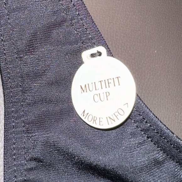 ARTESANDS One Piece Swimsuit MULTI CUP Built In Bra Lined Scoop Neck Black 10 - Picture 2 of 16